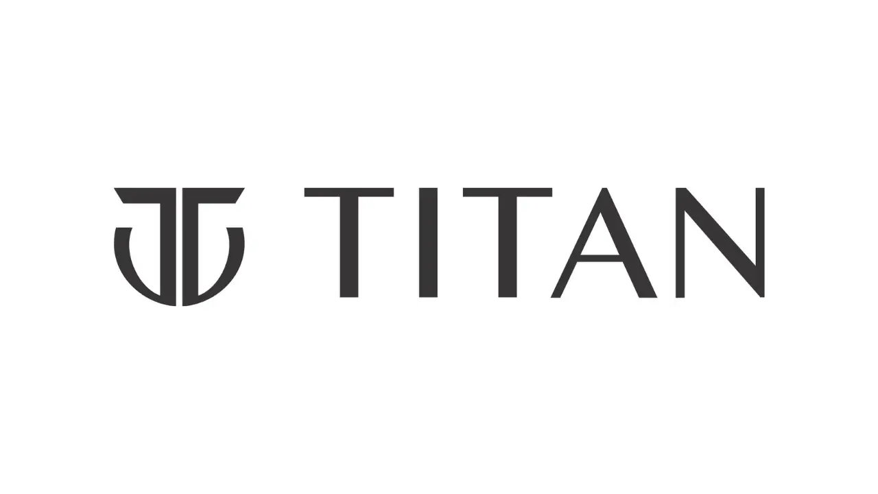 Titan Discount: Flat 250 For New User On Watch